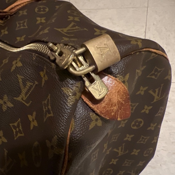 Louis Vuitton Keepall 45 luggage bag - Picture 4 of 14